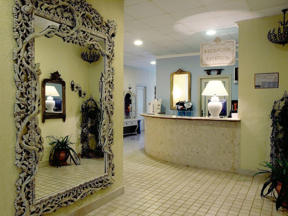Palasiet Wellness Clinic&Thalasso 4 Sup بينيكاسّين المظهر الخارجي الصورة