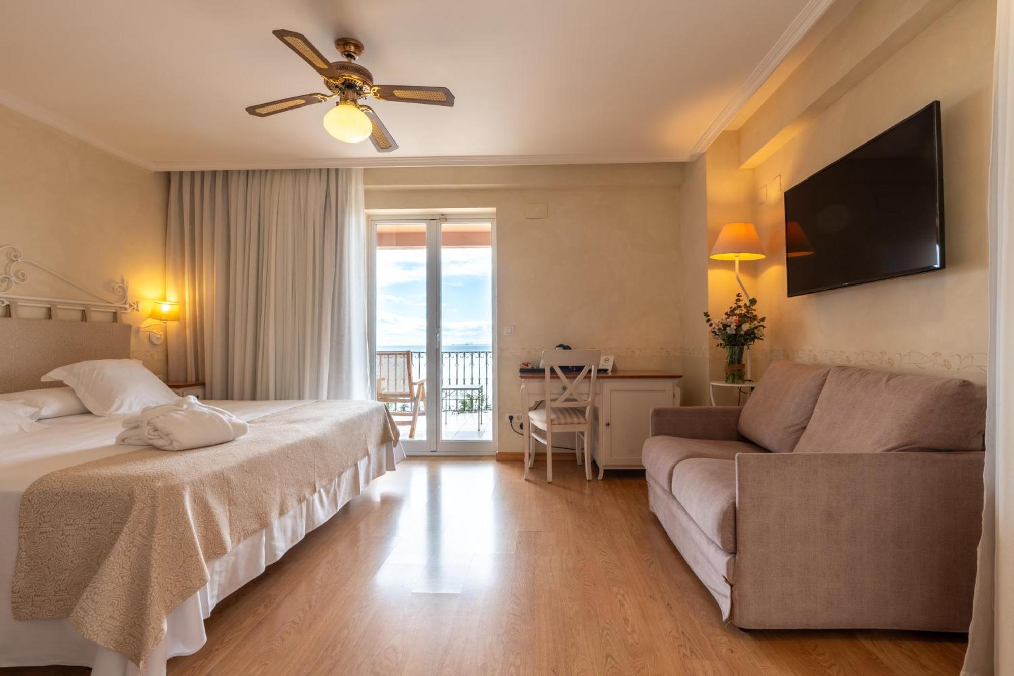 Palasiet Wellness Clinic&Thalasso 4 Sup بينيكاسّين المظهر الخارجي الصورة